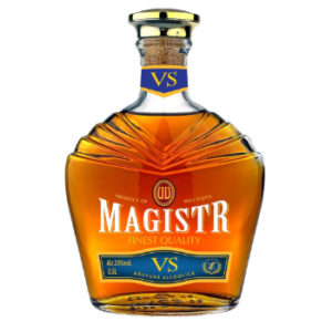 Stiprs alkoholiskais dzēriens Magistr VS 30% 0.5l