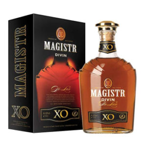 Brendijs Magistr XO kastē 40% 0.5l