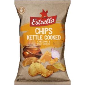 Čipsi Estrella Kettle ar čedaras siera un sark. sīpol. 120g